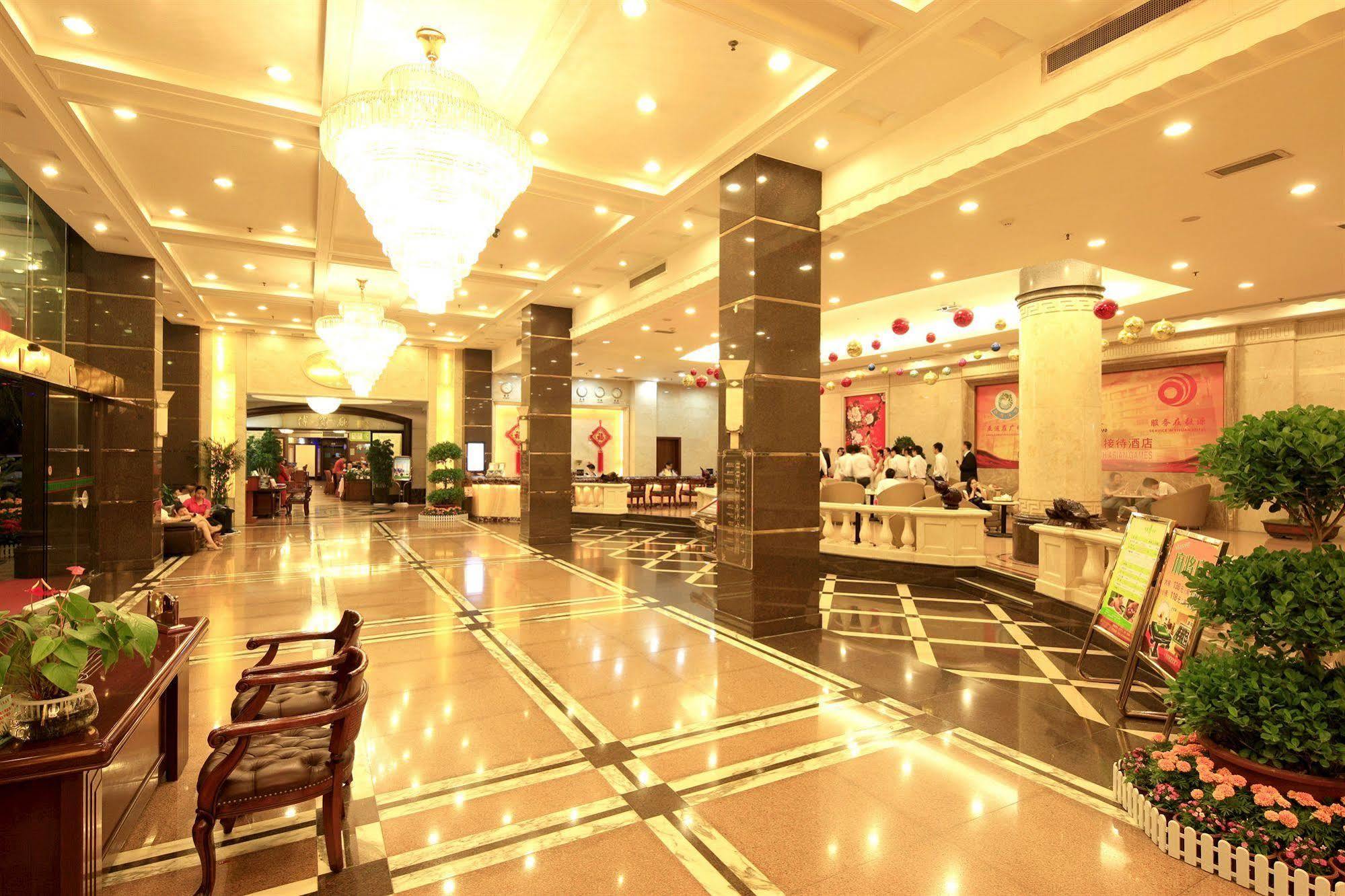 Guangzhou Nanfang Yiyuan Hotel Exterior photo