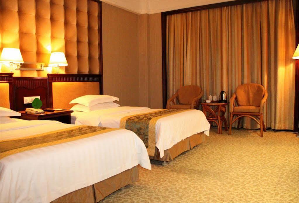 Guangzhou Nanfang Yiyuan Hotel Exterior photo